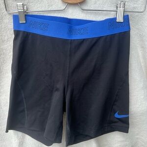 Nike, Spandex, Medium